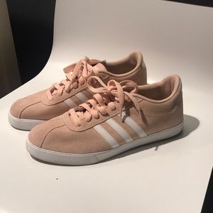 Adidas Neo